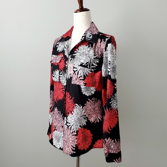 Guess Long Sleeve Button Down Black & Red Floral Print Shirt, Size Small - Picture 4 of 16